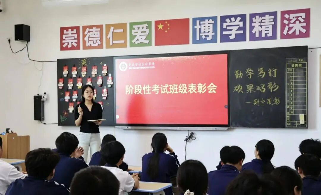 61cd15c9f24c962e0503e8d79edbdc2e 图片